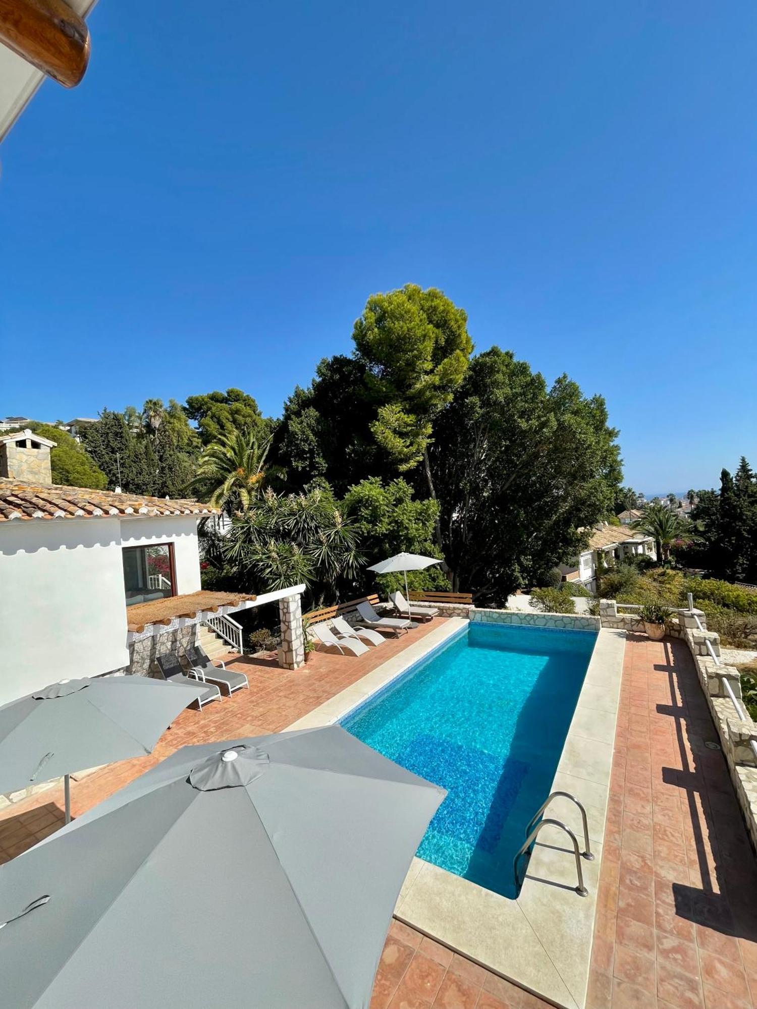 Private & Charming Self-contained On Beautiful